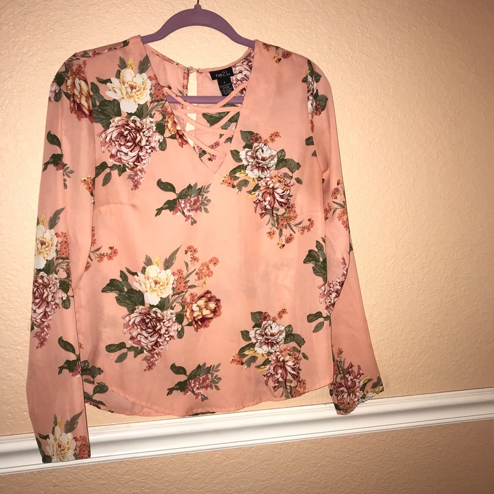 “Rue 21” long sleeve blouse